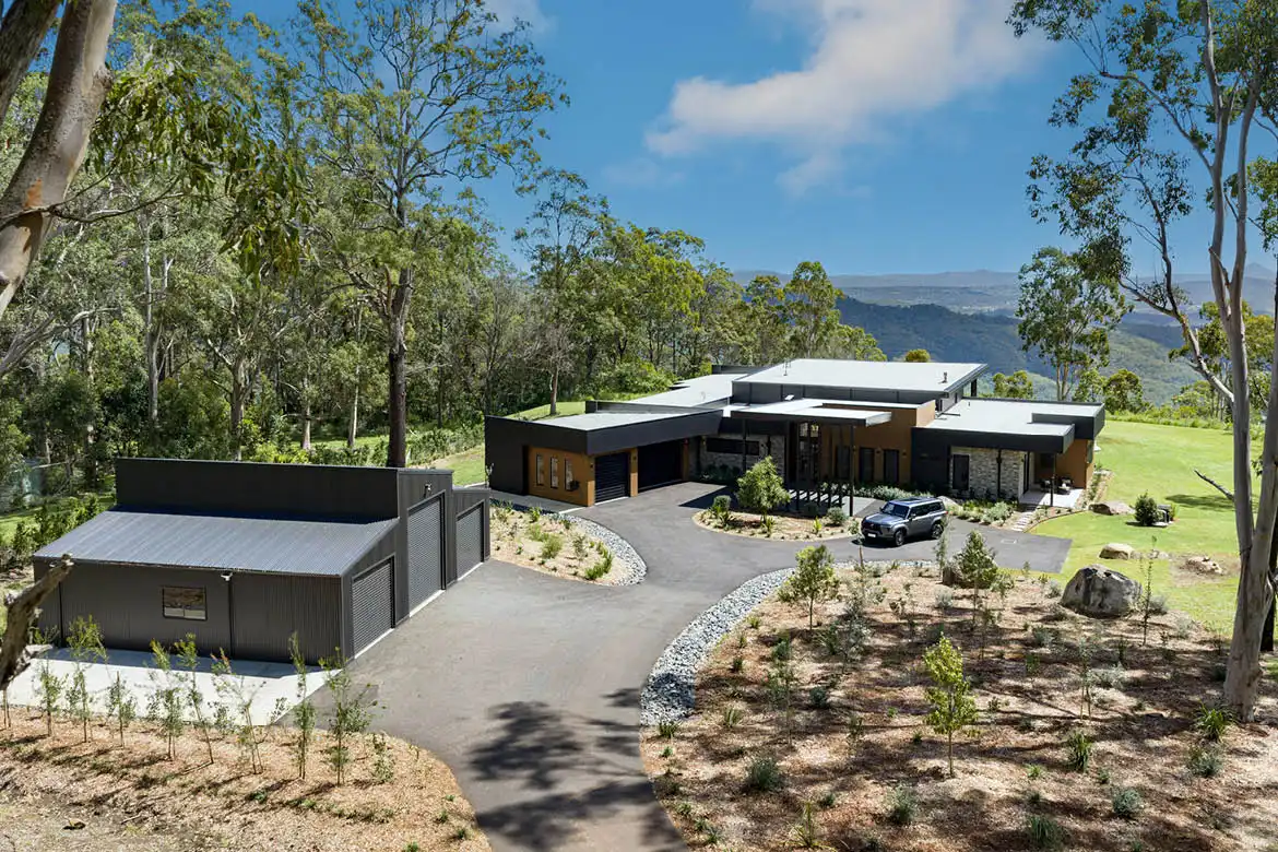 QLD, QLD master bedroom suite