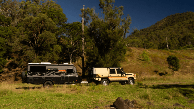 Land Cruiser 70 Series and Jawa Caravan