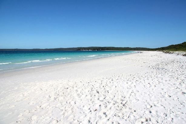 1024px-Hyams-Beach-Jervis-Bay-Australia-2.jpg